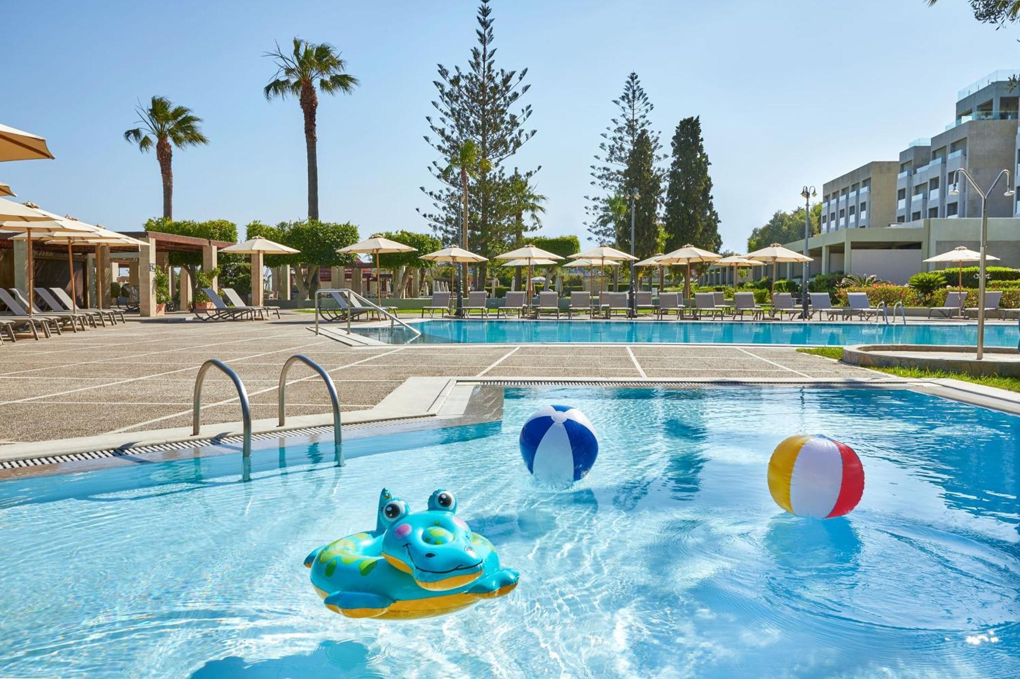 Sheraton Rhodes Resort Ixia  Exterior foto